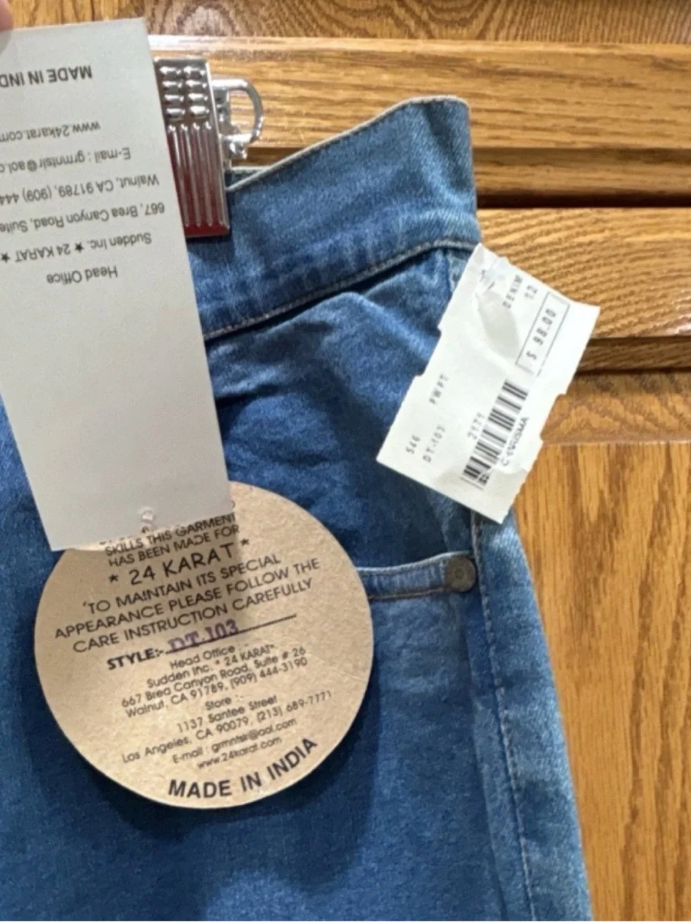 24 Karat Designer Women’s Straight Leg Embroidered Jeans - Light Blue size 12 - Picture 4 of 8